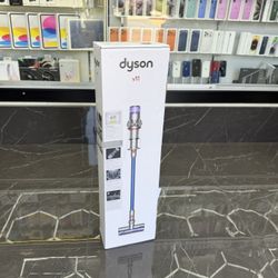 Dyson V11 Cordless Vacuum ((Take It Home In Payments/ llévatelo a casa en pagos) Only $10 Down 