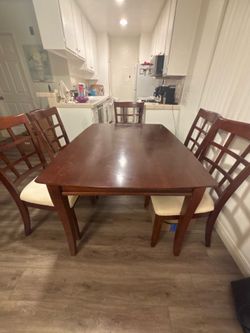 Dinning table and 6 chairs