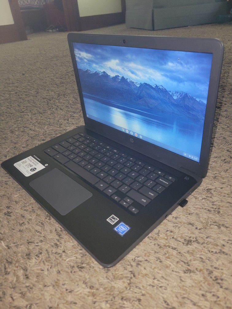 HP Chromebook Laptop- Black