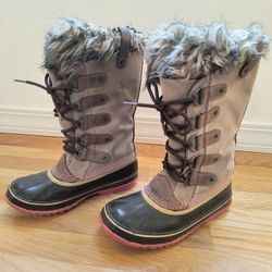 Sorel Joan of Arctic Waterproof Brown Leather Winter Boots Women Size 7. Good Condition 