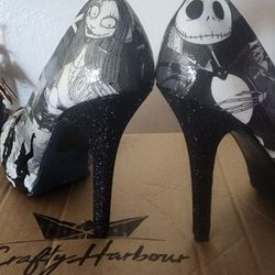 NEW Nightmare Before Christmas High HEELS  👠 (Size 7)
