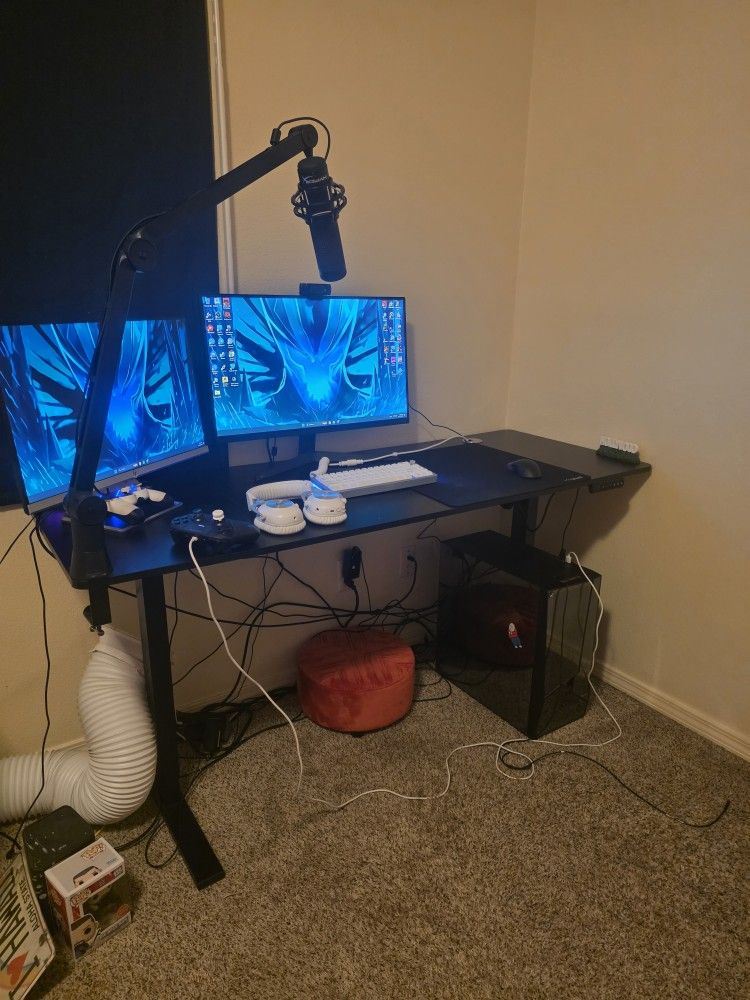 SIAGO 63” Electric Standing Desk — Perfect Condition