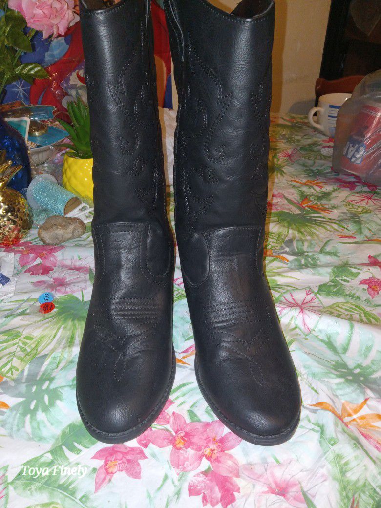 $55  Like NewWomen Size 9 Cowgirl Boots
