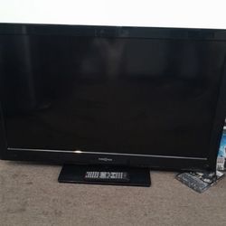 Insignia 42” Inch TV With Remote!