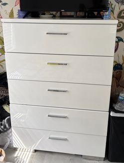 White Dresser 5 drawers