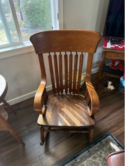 Oak Rocker Antique