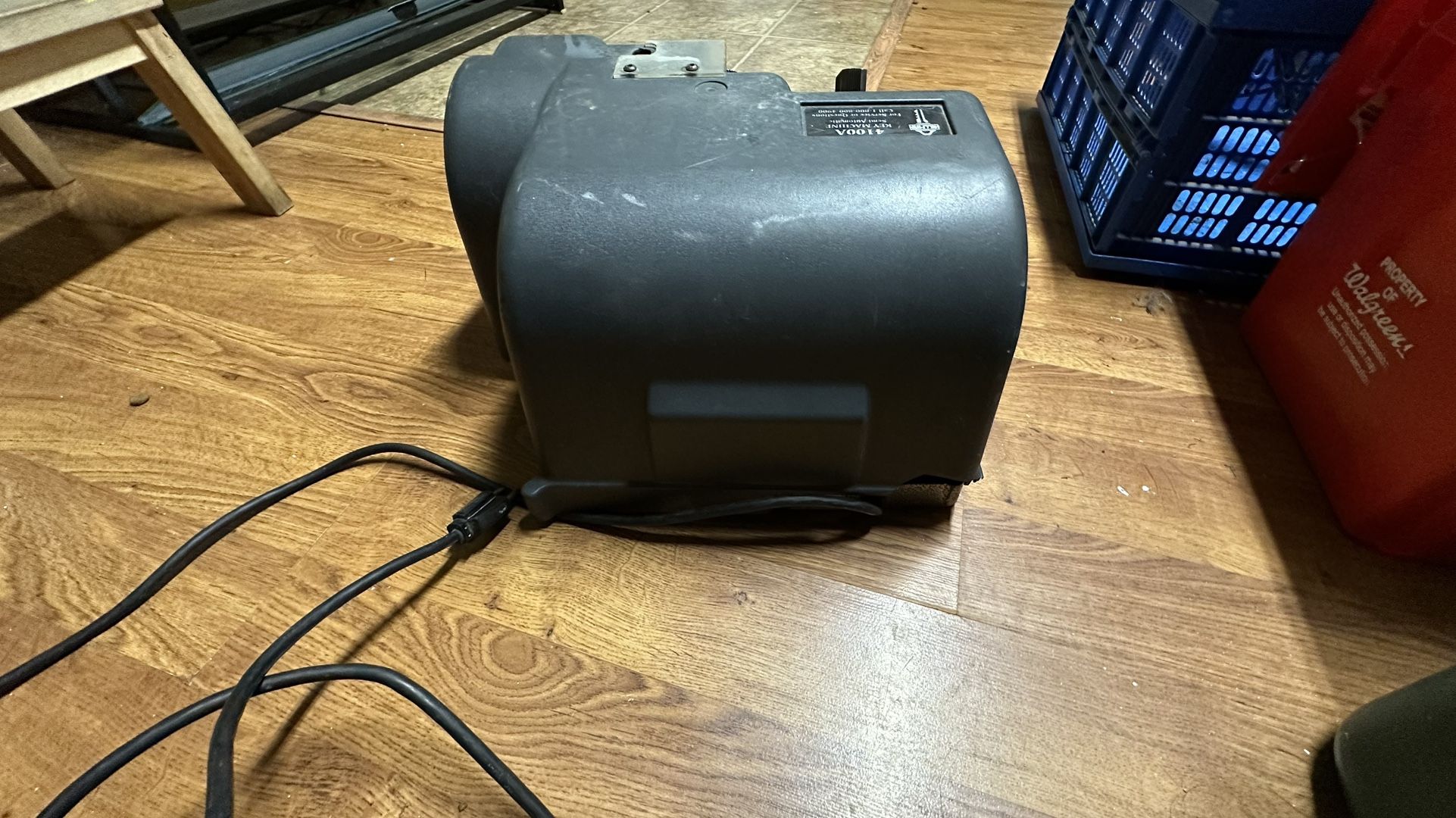 Hillman 4100A Key Cutting Machine