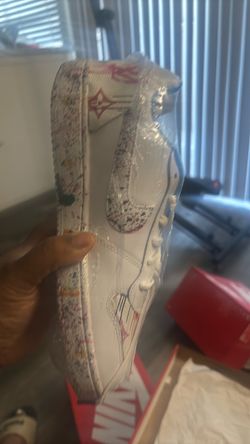 Nike shoes customs women 9.5