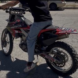 2006 Honda Crf 250 Stolen  Vin JH2ME11106K210151