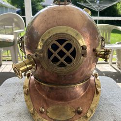 Antique Brass Mark V  US Navy Diving Helmet 