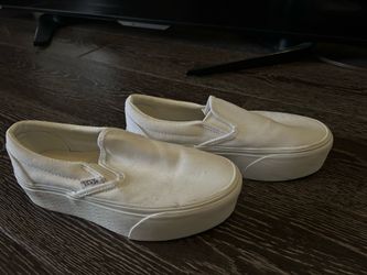 Women’s platform vans