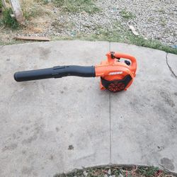 ECHO
170 MPH 453 CFM 25.4 cc Gas 2-Stroke Handheld Leaf Blower
1.9k
