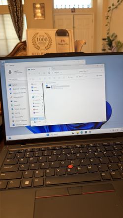 Lenovo ThinkPad X1 Carbon Gen 12, 14" Touch Core Ultra 7 165H 16, 1TB