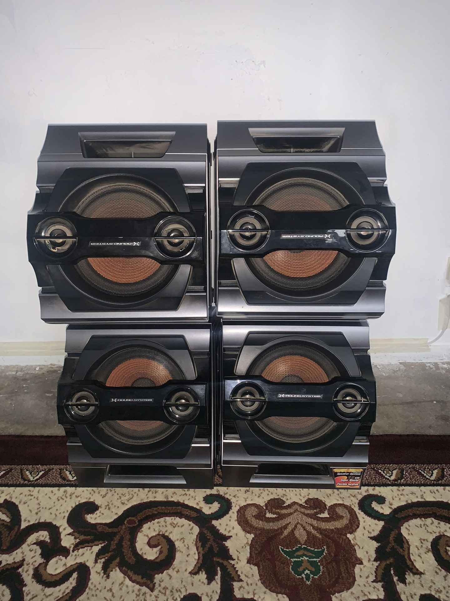 4 Sony Speaker X-round System 