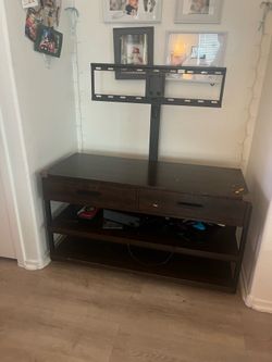 Tv stand