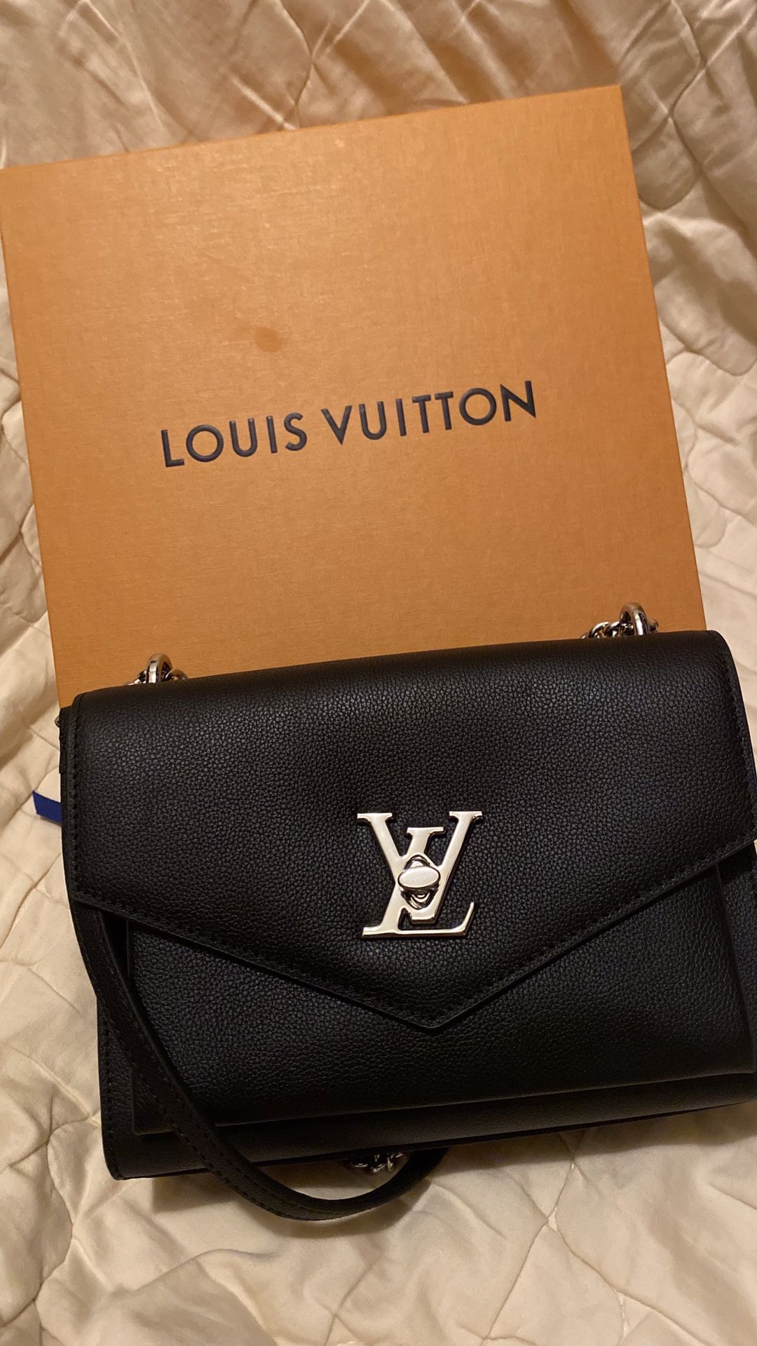 Louis Vuitton bag mini mylockme chain pochette