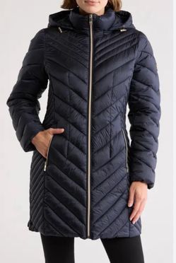 MICHAEL KORS Chevron Quilted Hooded Puffer Jacket