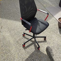 Free Chair 2yrs Old Not Used A Lot 