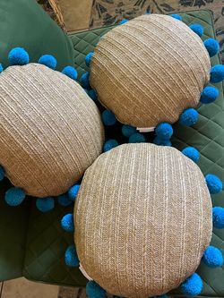 Tommy Bahamas cushions $30xall