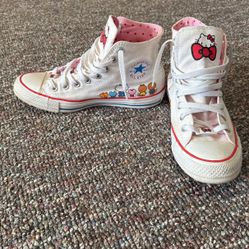 Limited Edition , Hello Kitty, Chuck Taylor Converse