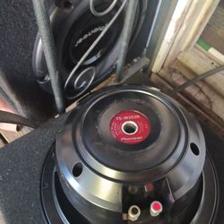 Kenwood KAC- 9106d amp + Pair 10" Pioneer Subs