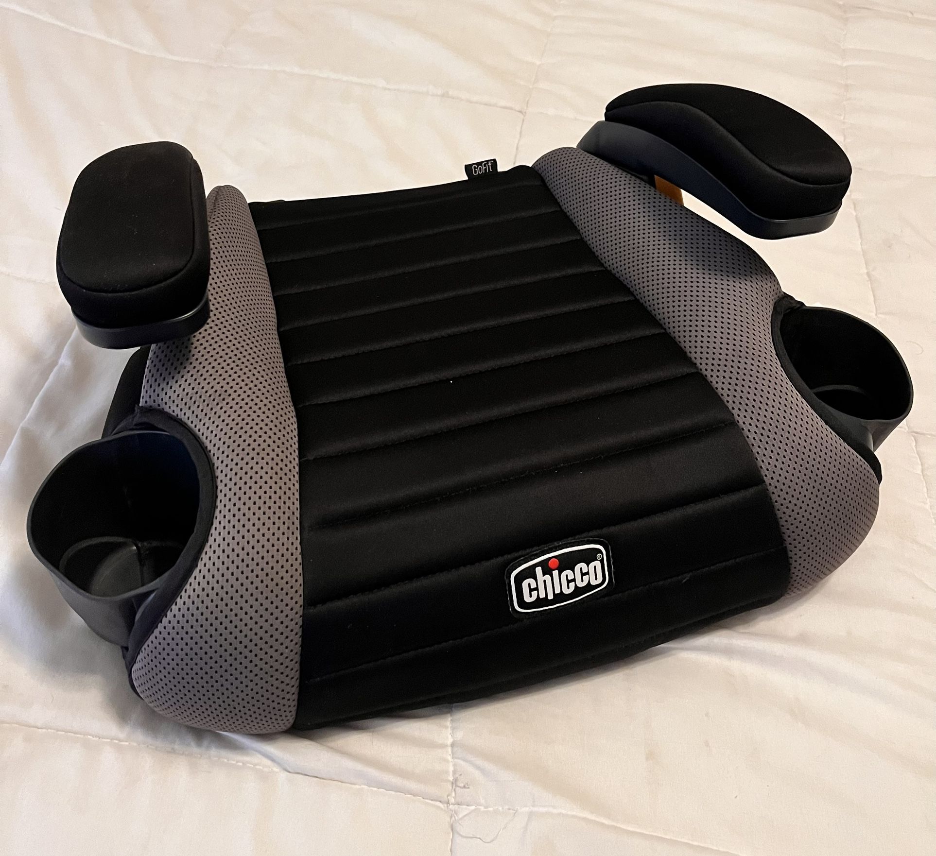 Chicco GoFit Backless Booster Car Seat 