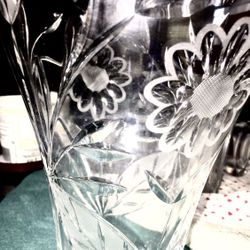 LARGE CRYSTAL FLOWER VASE SOLID AND HEAVY.