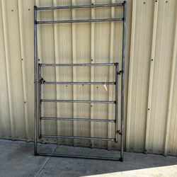 Horse Corral Bow Gate Door For Round Pen Or Stall