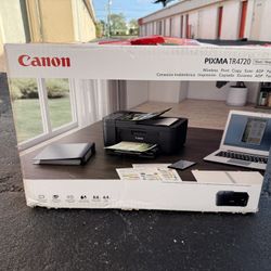 Canon printer for sale, brand new.