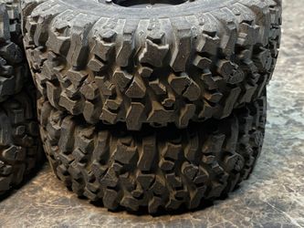 4 Pit Bull Rock Beasts 2.2 Scale Tires Axial Rims And Custom Foams