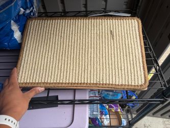 Cat scratcher / shelf