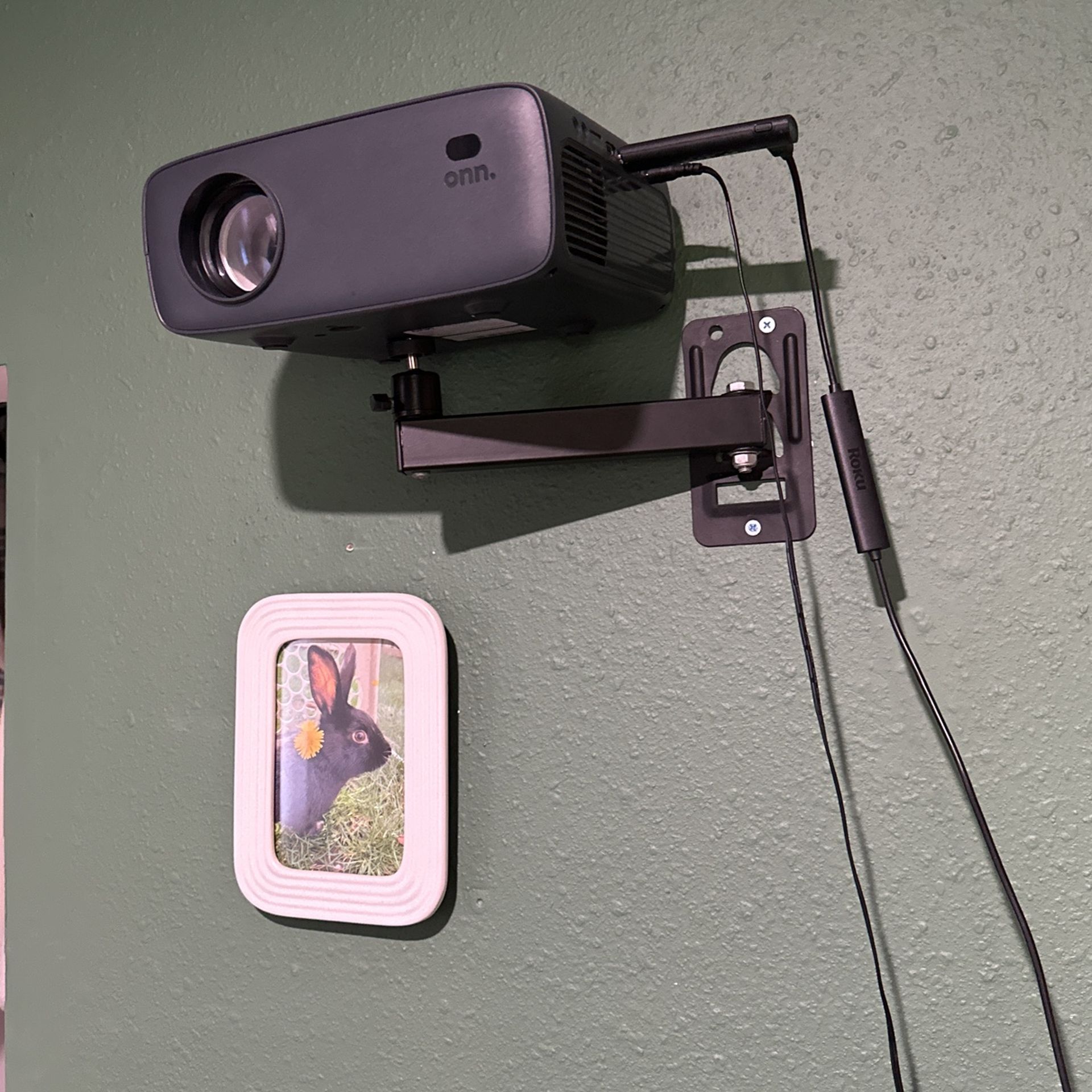 Projector/roku stick/mount