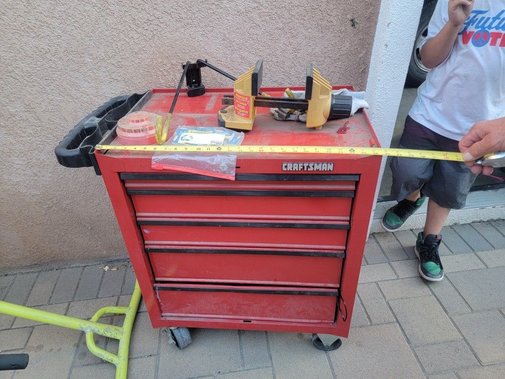Craftsman Rolling Tool Box