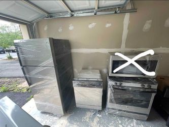 GE Kitchen Set with Fridge, Dishwasher, and Stove