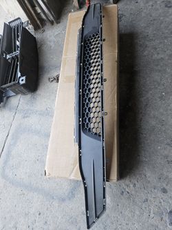 2018 Ford Mustang Lower Grill