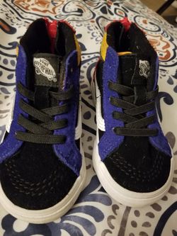 Toddler Van's size 5