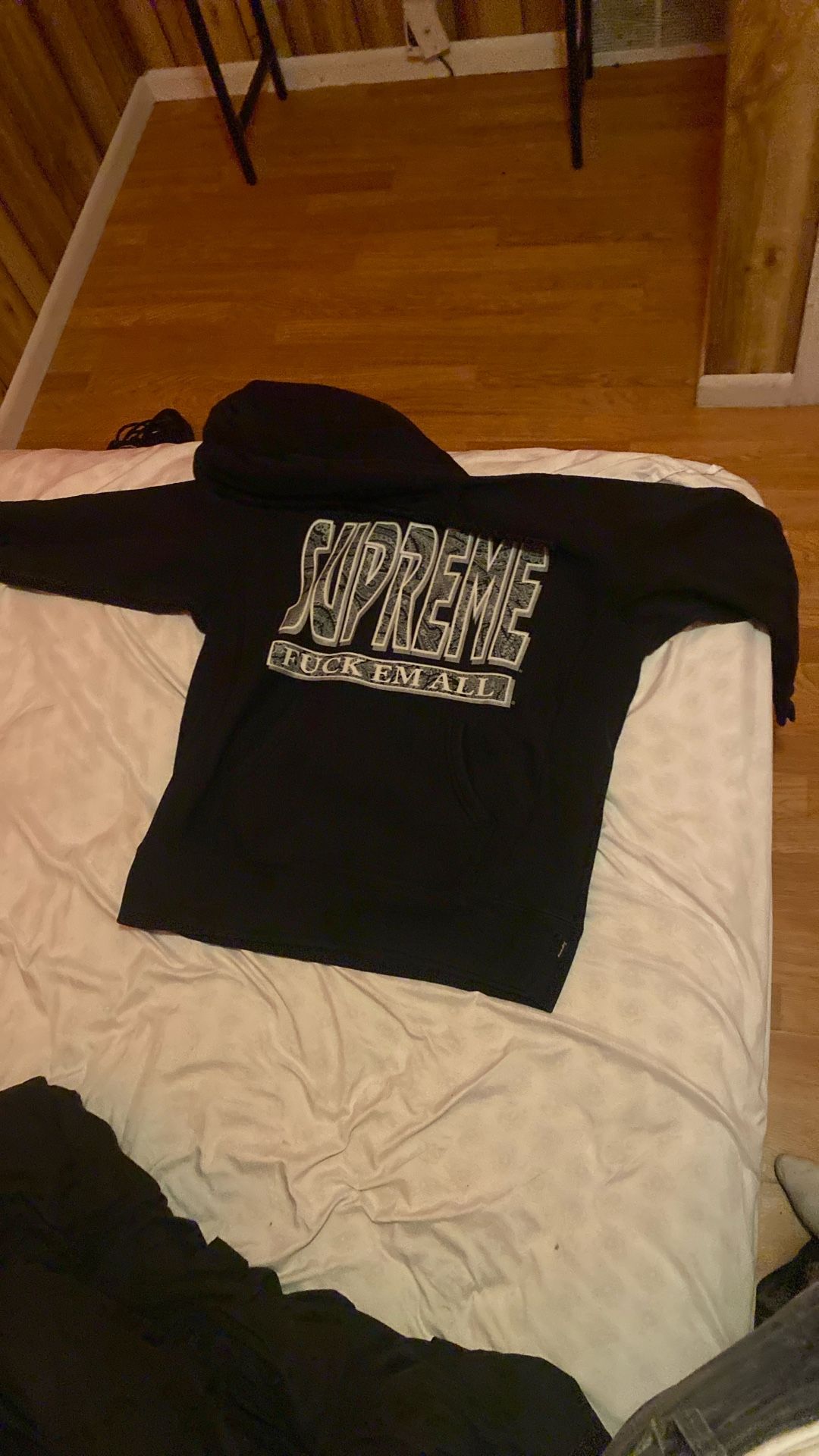 Supreme Hoodie