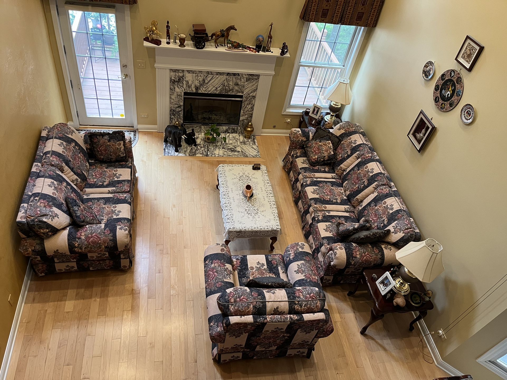 Sofa Set