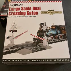 Bachman Big Hauler   Large Scale Dual Crossinggates 