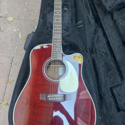 Takamine JJ325SRC