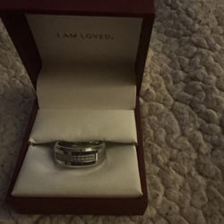 Helzberg Men’s Wedding Band