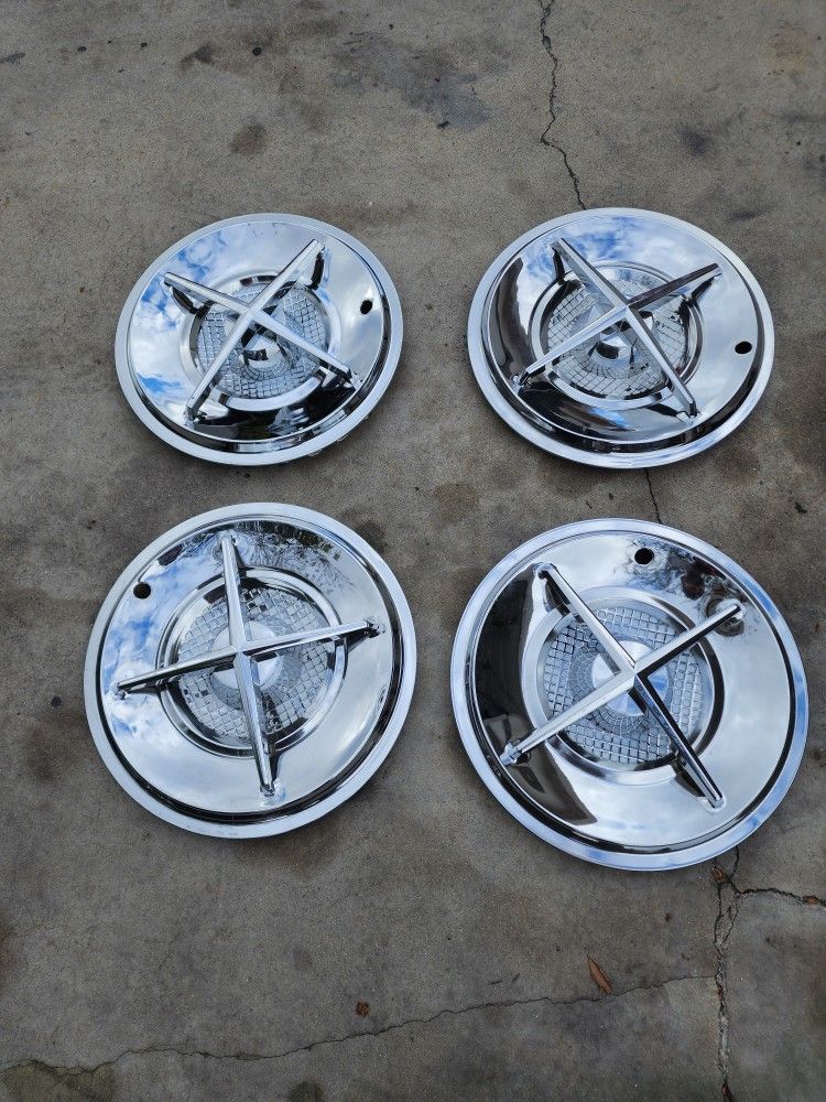Chevy Cross Bar Hubcaps