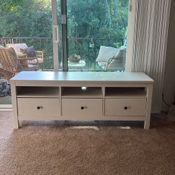 cute white entertainment center/ tv stand 