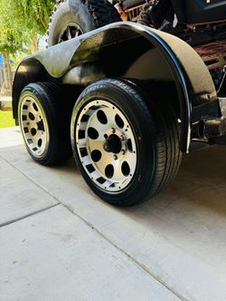 Trailer 16 L By 7 W