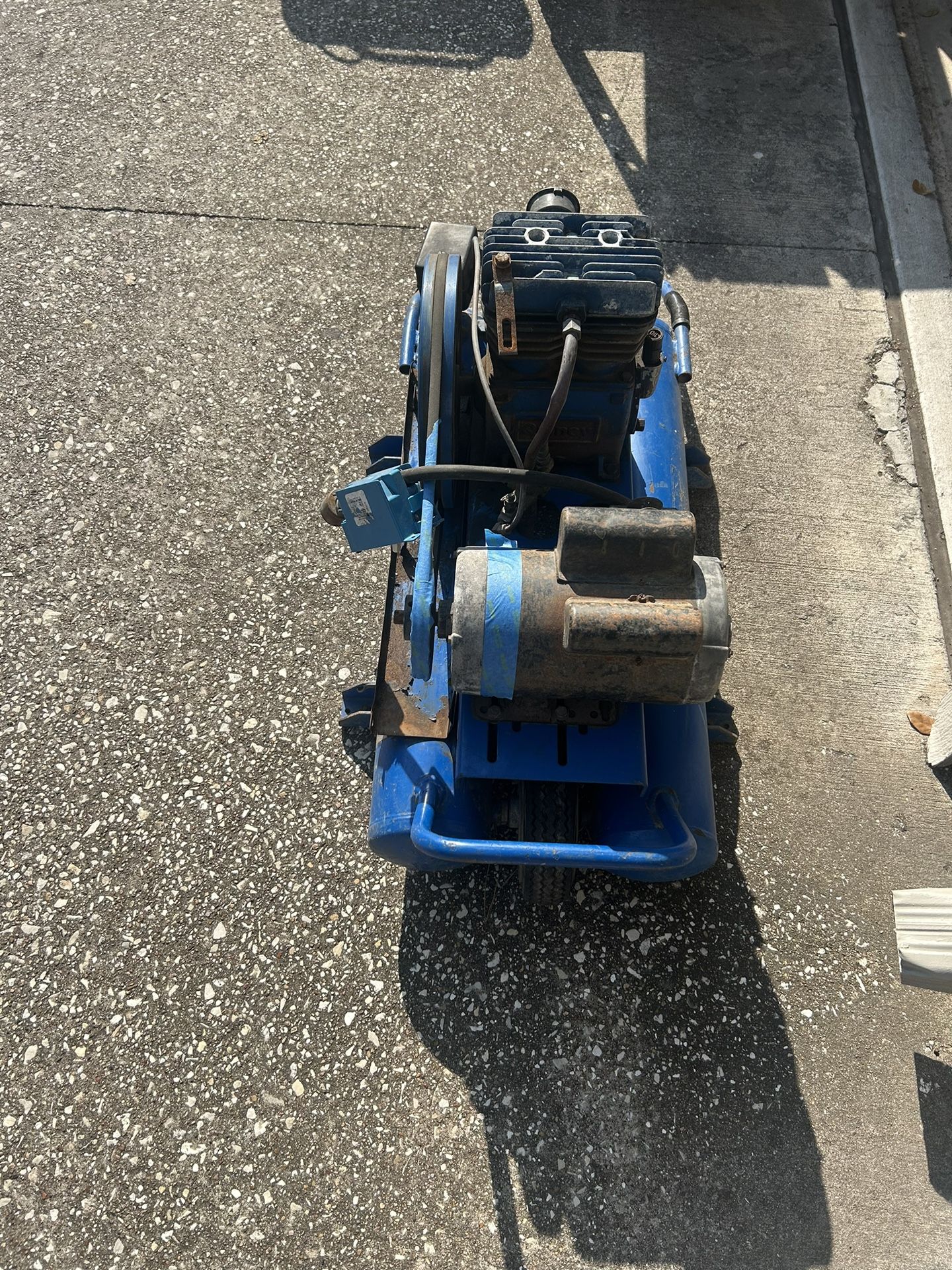 Quincy Electric Air Compressor