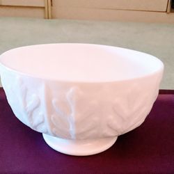 FTD 1975 Milk Glass  2 Pcs