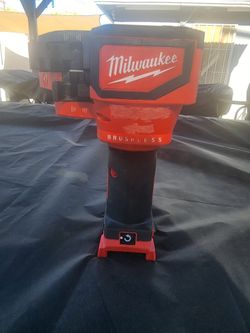 Milwaukee rod cutter