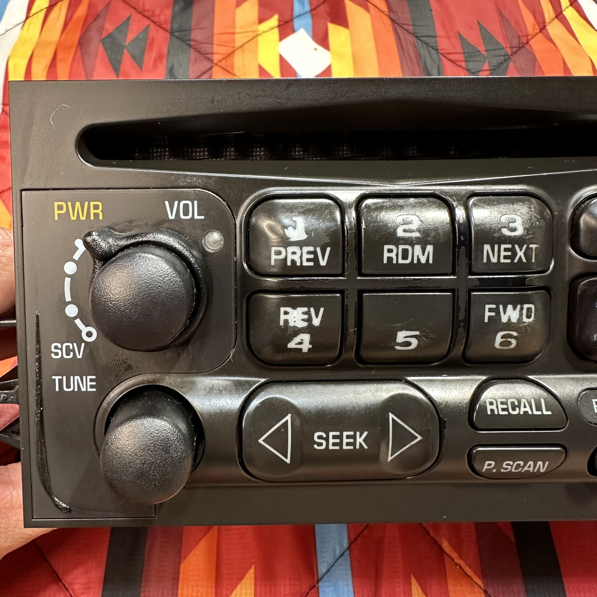 1(contact info removed) GMC Sierra Chevy Silverado Tahoe AM FM Radio CD 1(contact info removed) Stereo Tested