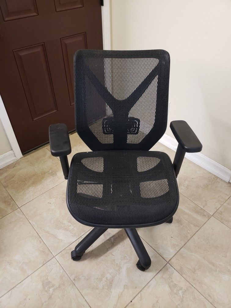 Mesh Office Chair