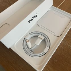 Brand New Apple Boxes! iPads And iPhones And Air Pods 